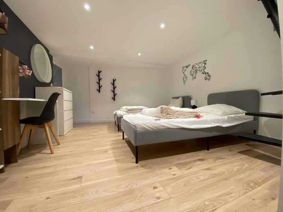 Maison De Ville Orleans Dans Le Quartier Dunois Avec Parking Privatif Экстерьер фото